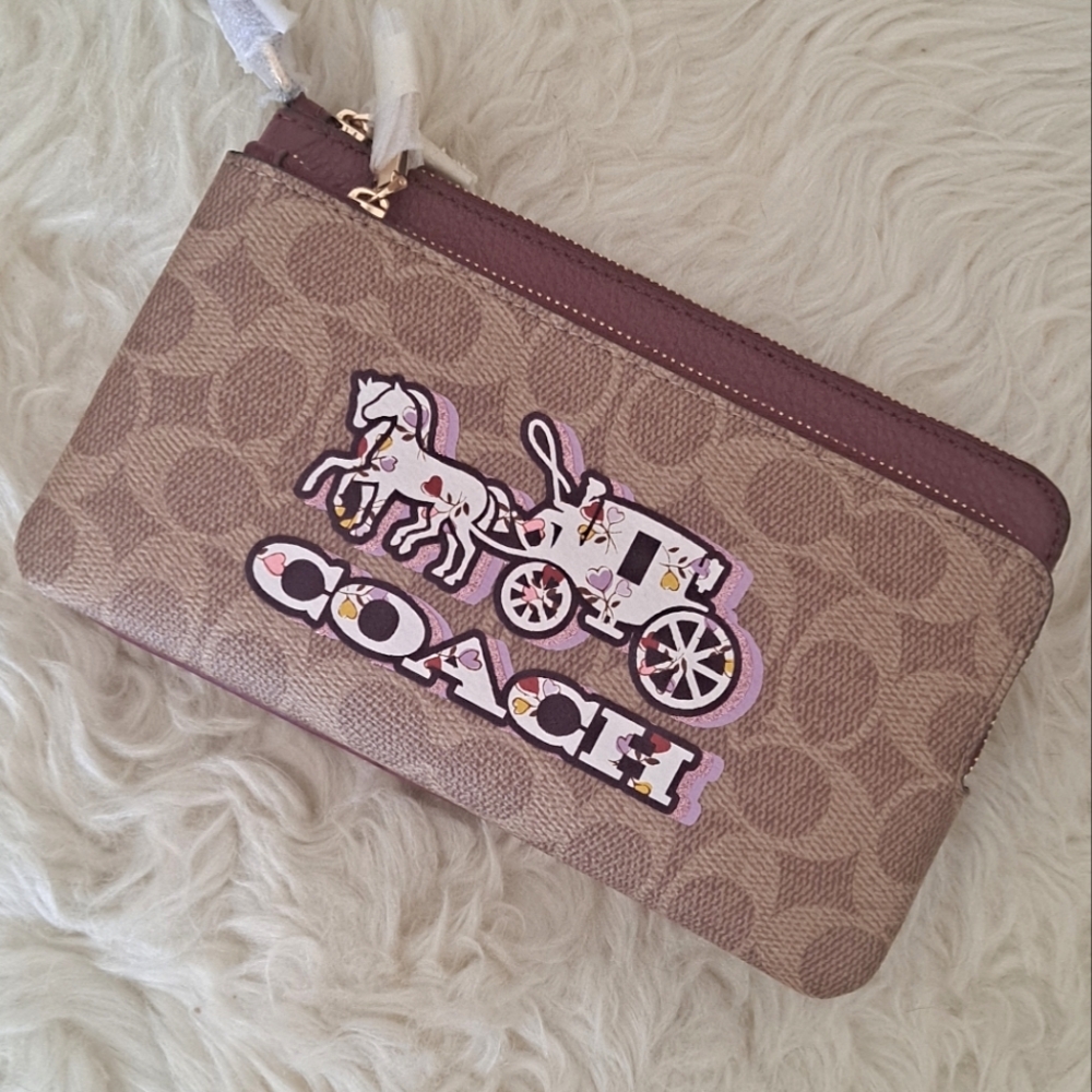 NEW Coach wallet/clutch